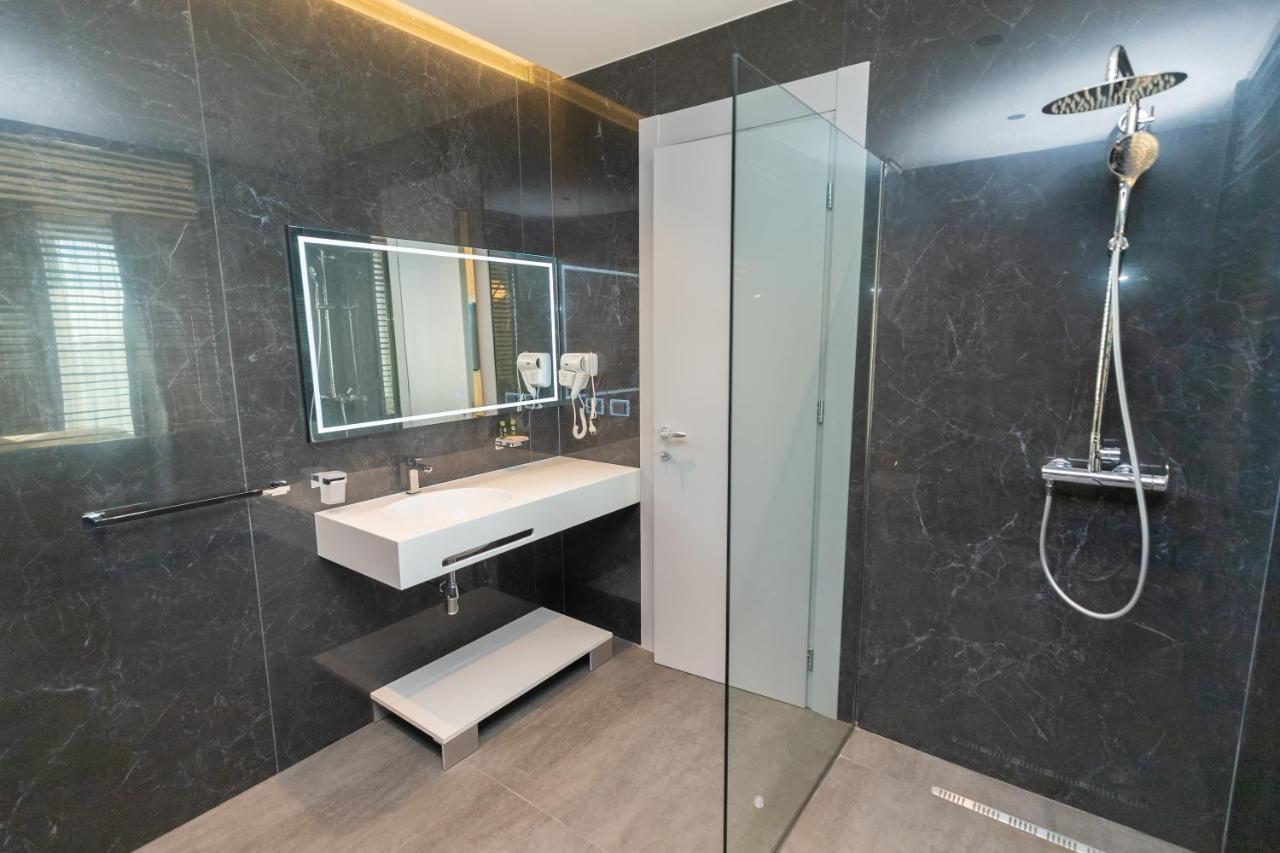 Esbjerg Hotel Vlorë 외부 사진