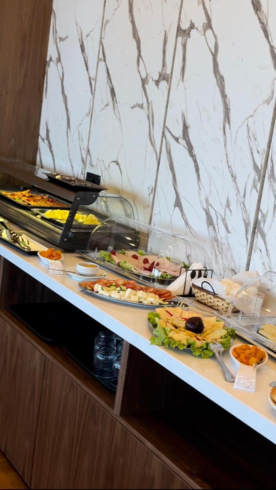 Esbjerg Hotel Vlorë 외부 사진